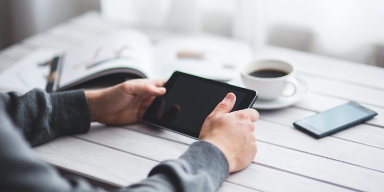Attorneys Should Often Avoid Texting Clients And Counsel